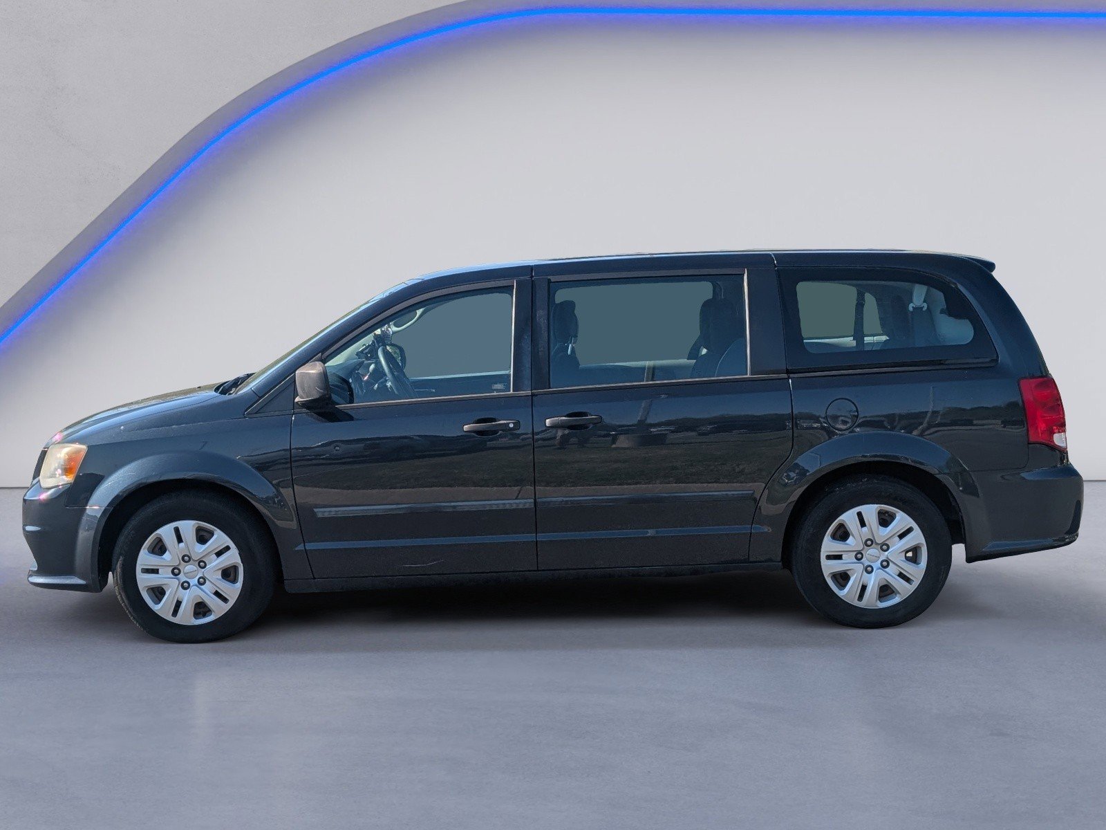 Used 2014 Dodge Grand Caravan American Value Package image 3