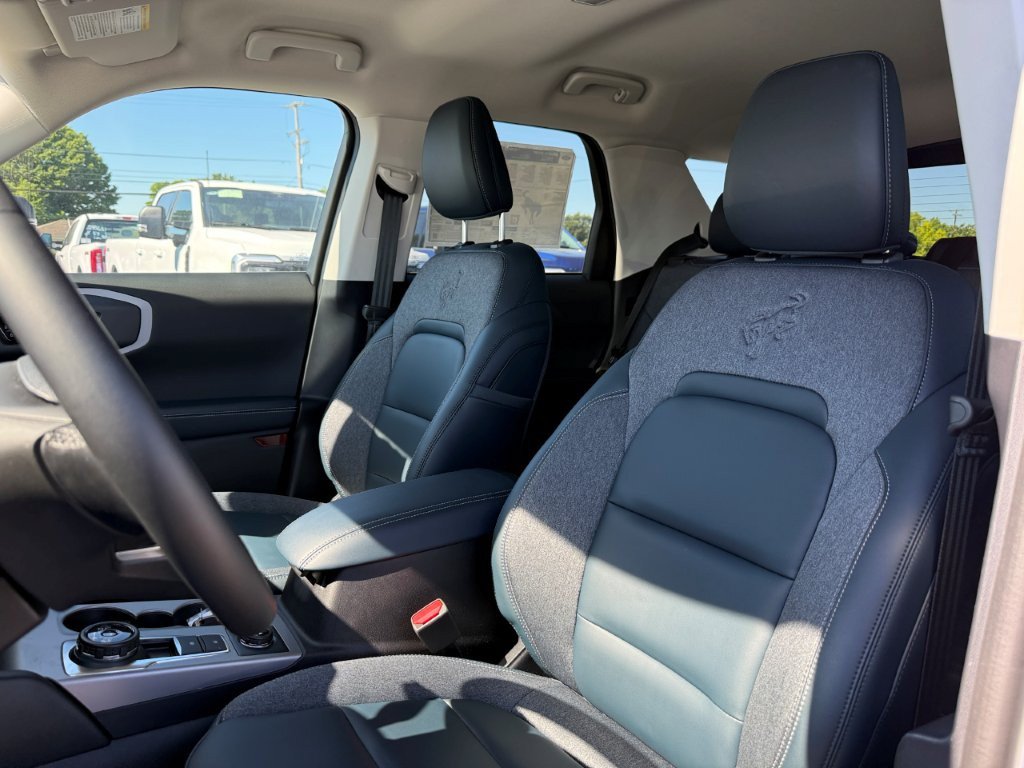 New 2024 Ford Bronco Sport Outer Banks AWD/4WD image 17