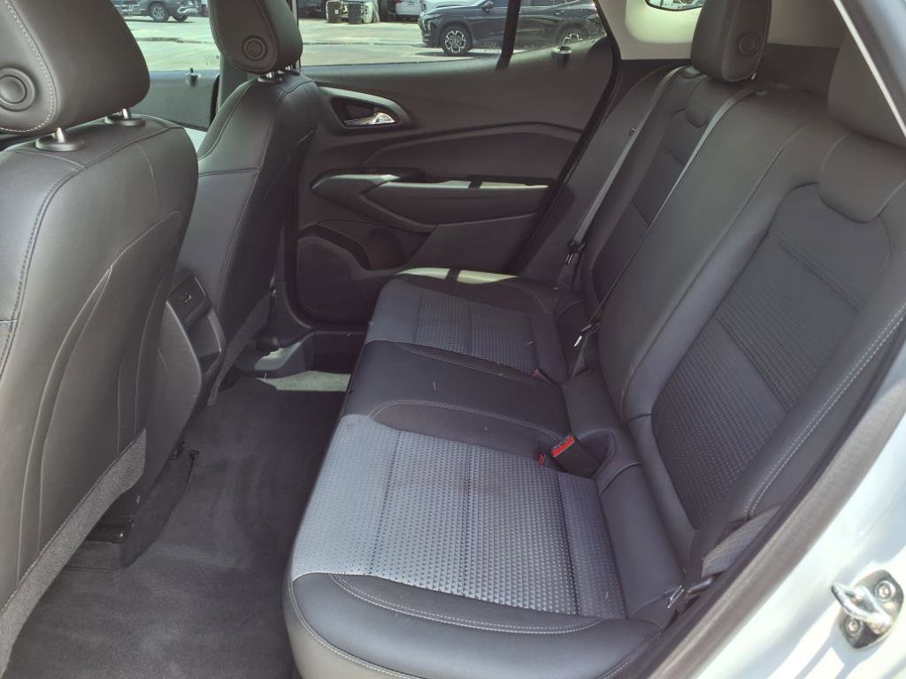 Certified 2024 Chevrolet Trax LT w/ Driver Confidence Package image 14