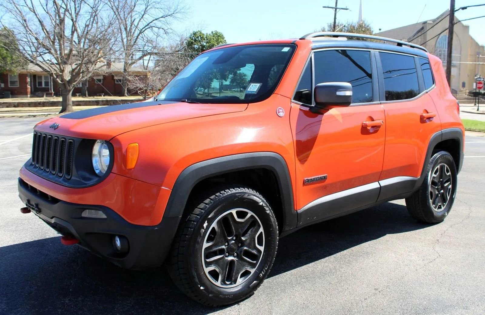 Used 2016 Jeep Renegade Trailhawk AWD/4WD image 1