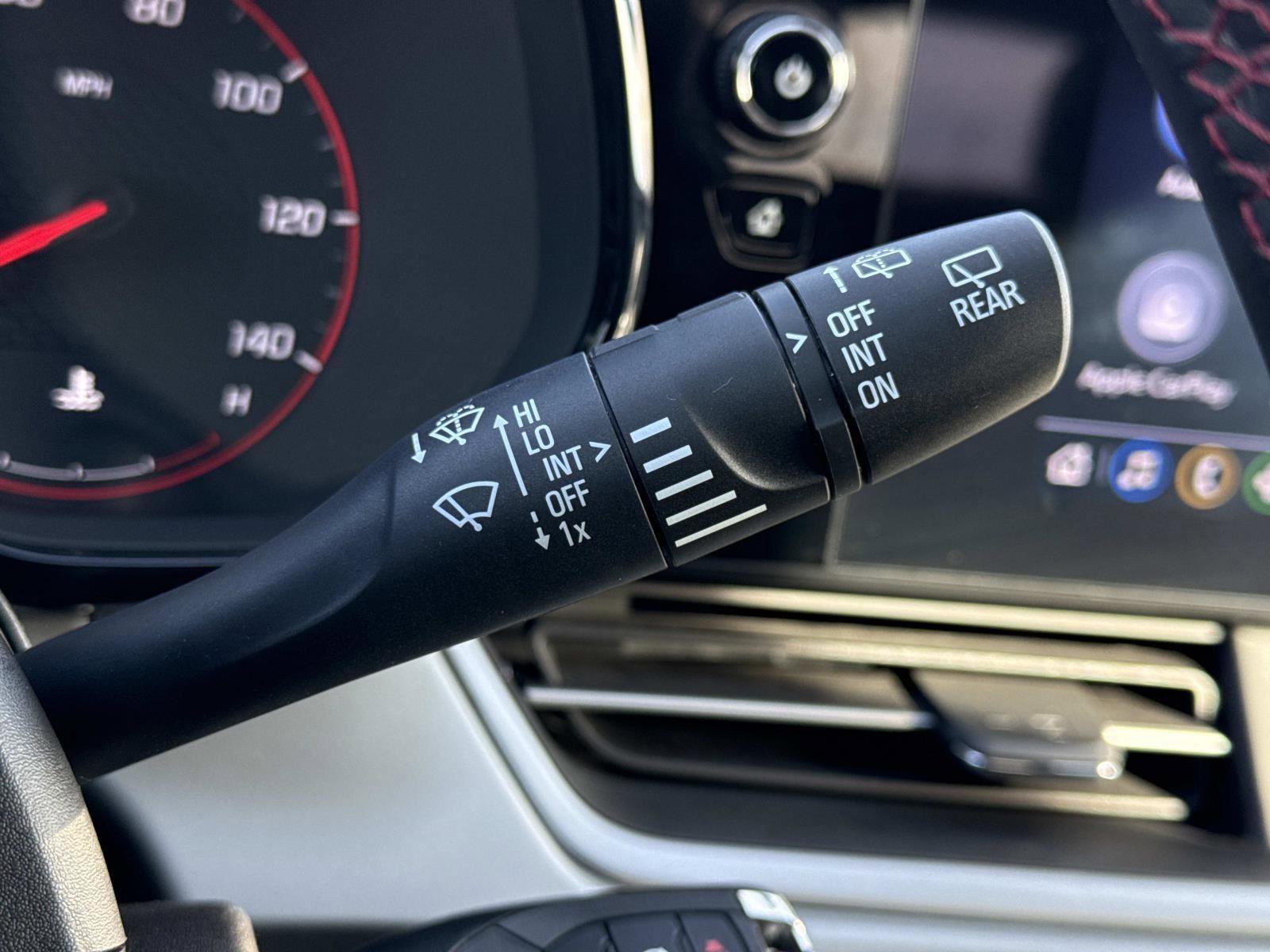 Used 2024 Chevrolet Trax RS w/ Driver Confidence Package FWD image 10