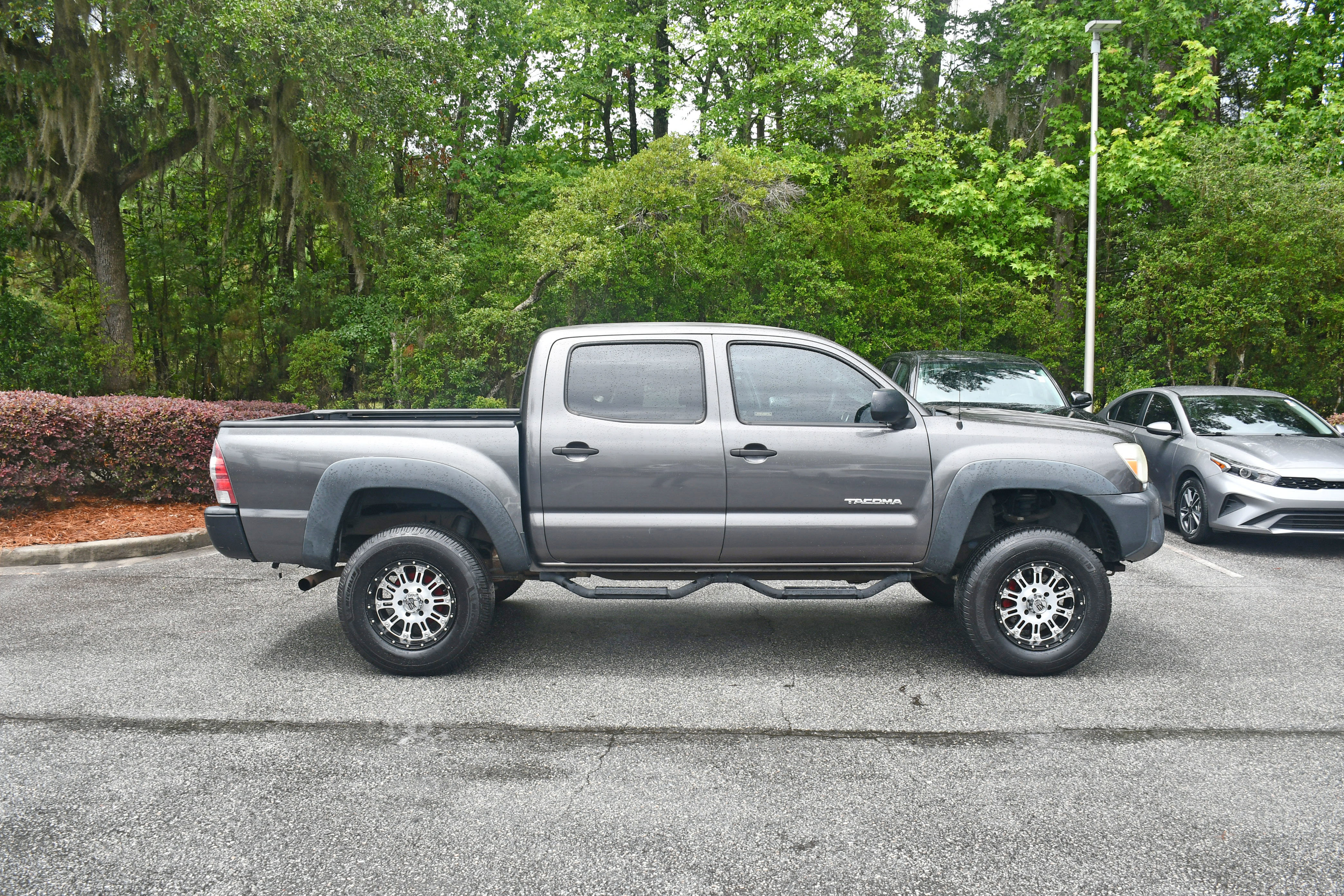 Used 2013 Toyota Tacoma PreRunner w/ Convenience Pkg RWD image 5