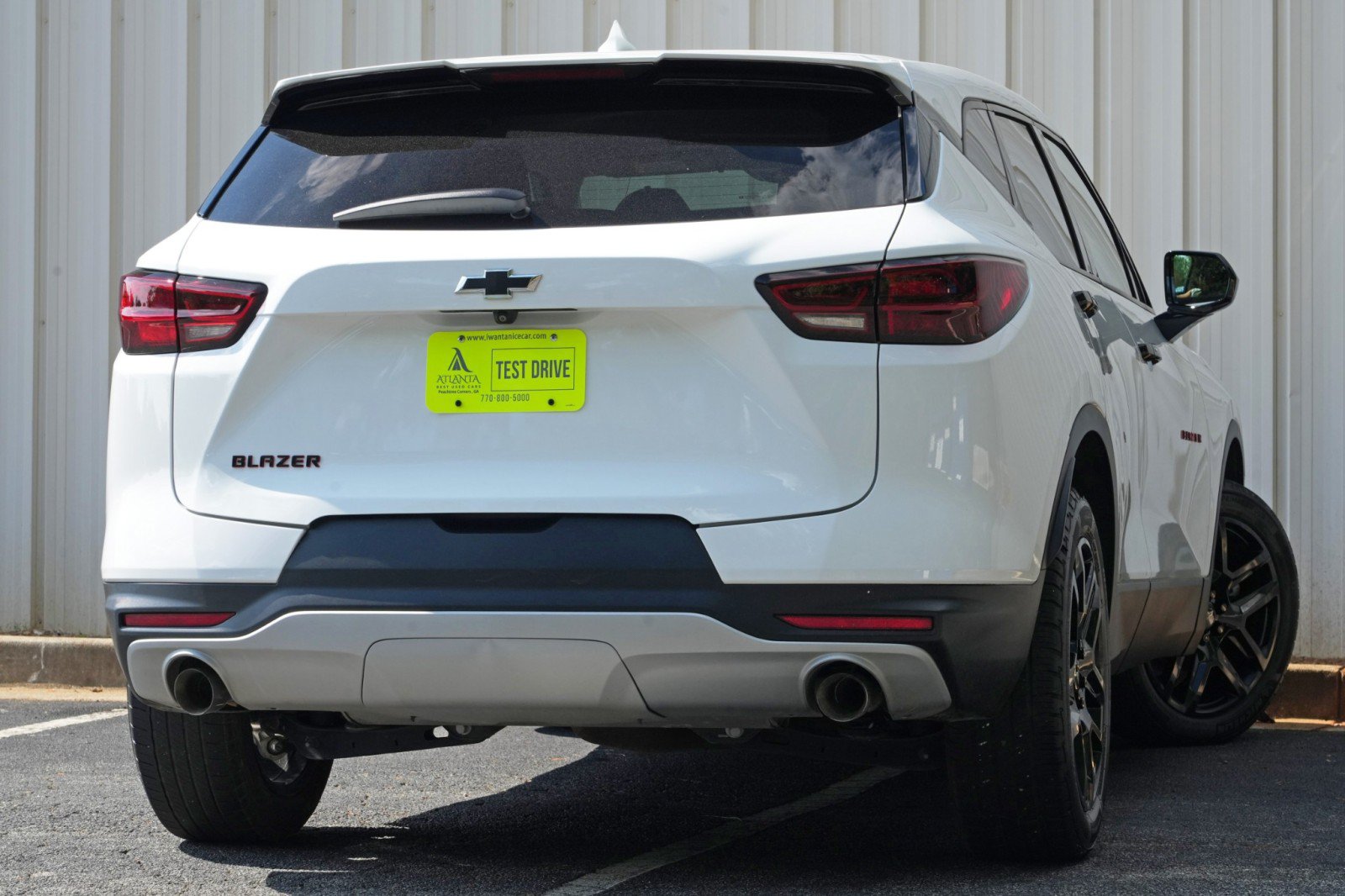 Used 2023 Chevrolet Blazer LT FWD image 4