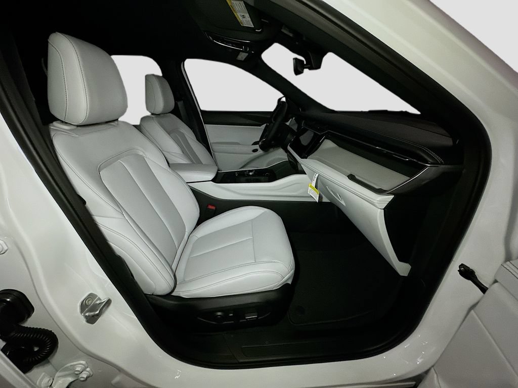 New 2026 Jeep Cherokee Limited AWD/4WD image 31