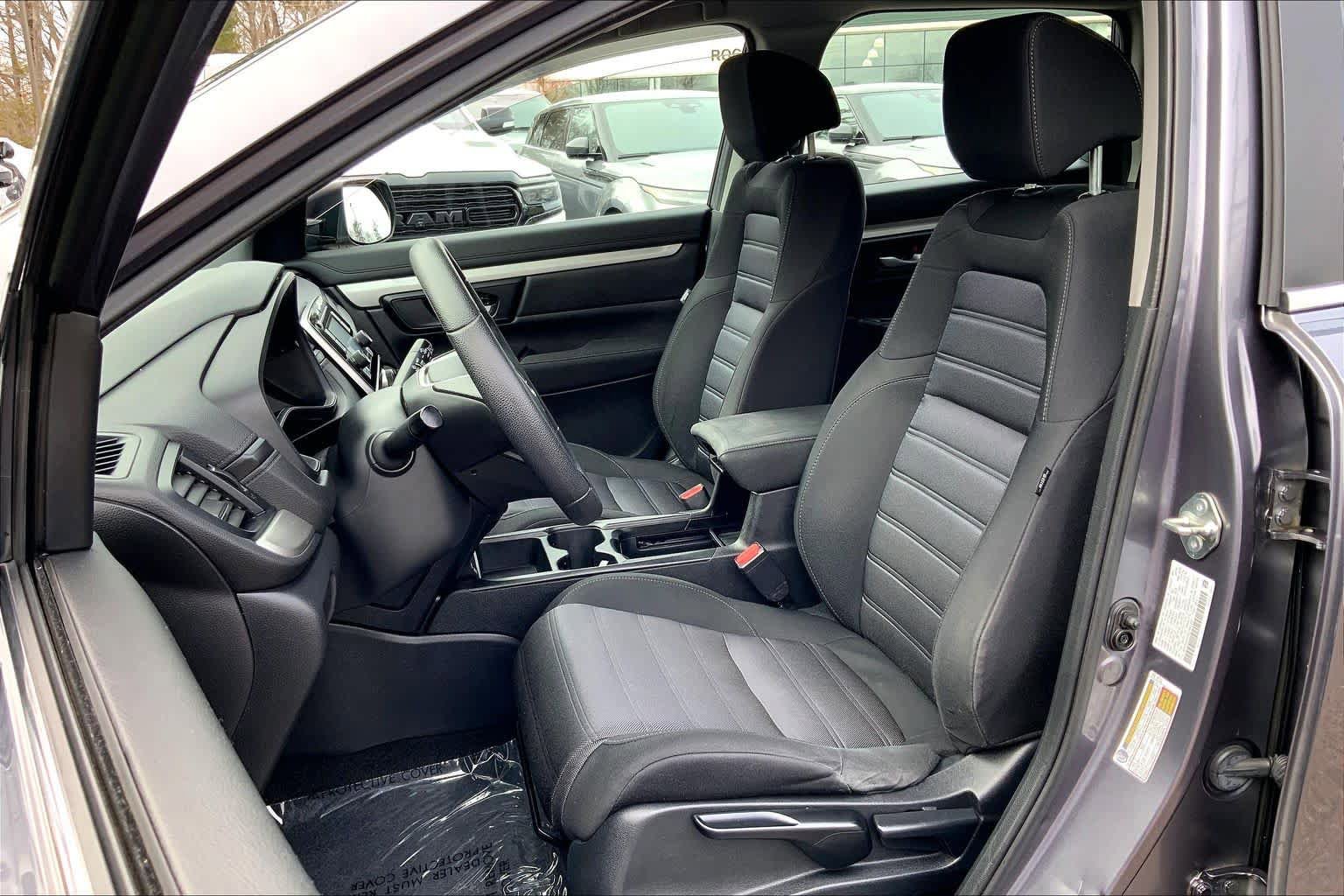 Used 2020 Honda CR-V LX image 9