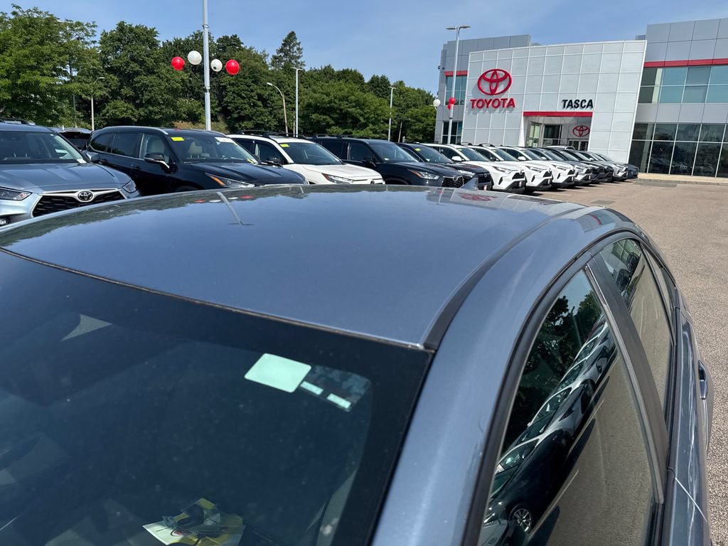 Used 2020 Toyota Corolla LE FWD image 42