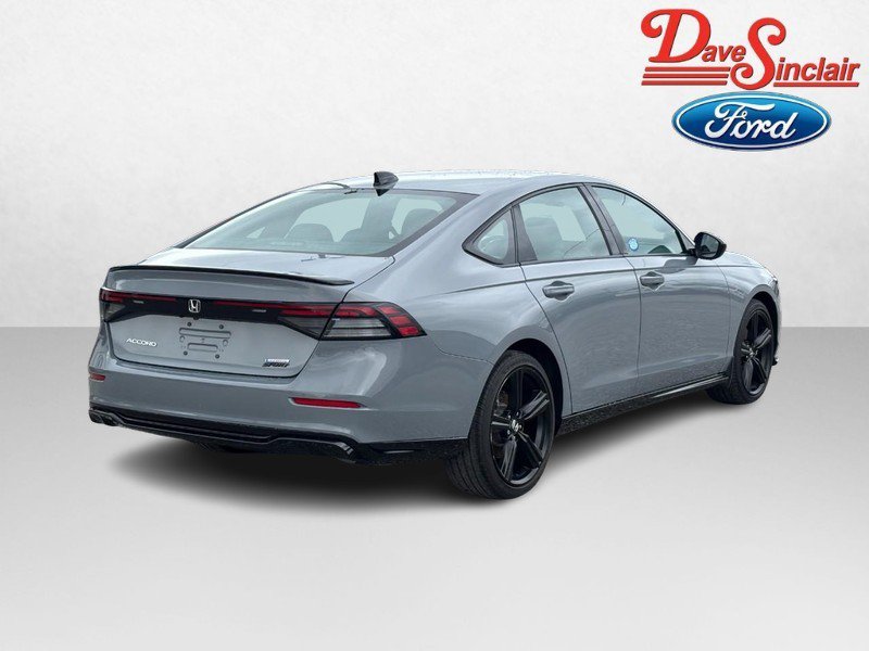 Used 2023 Honda Accord Sport image 7