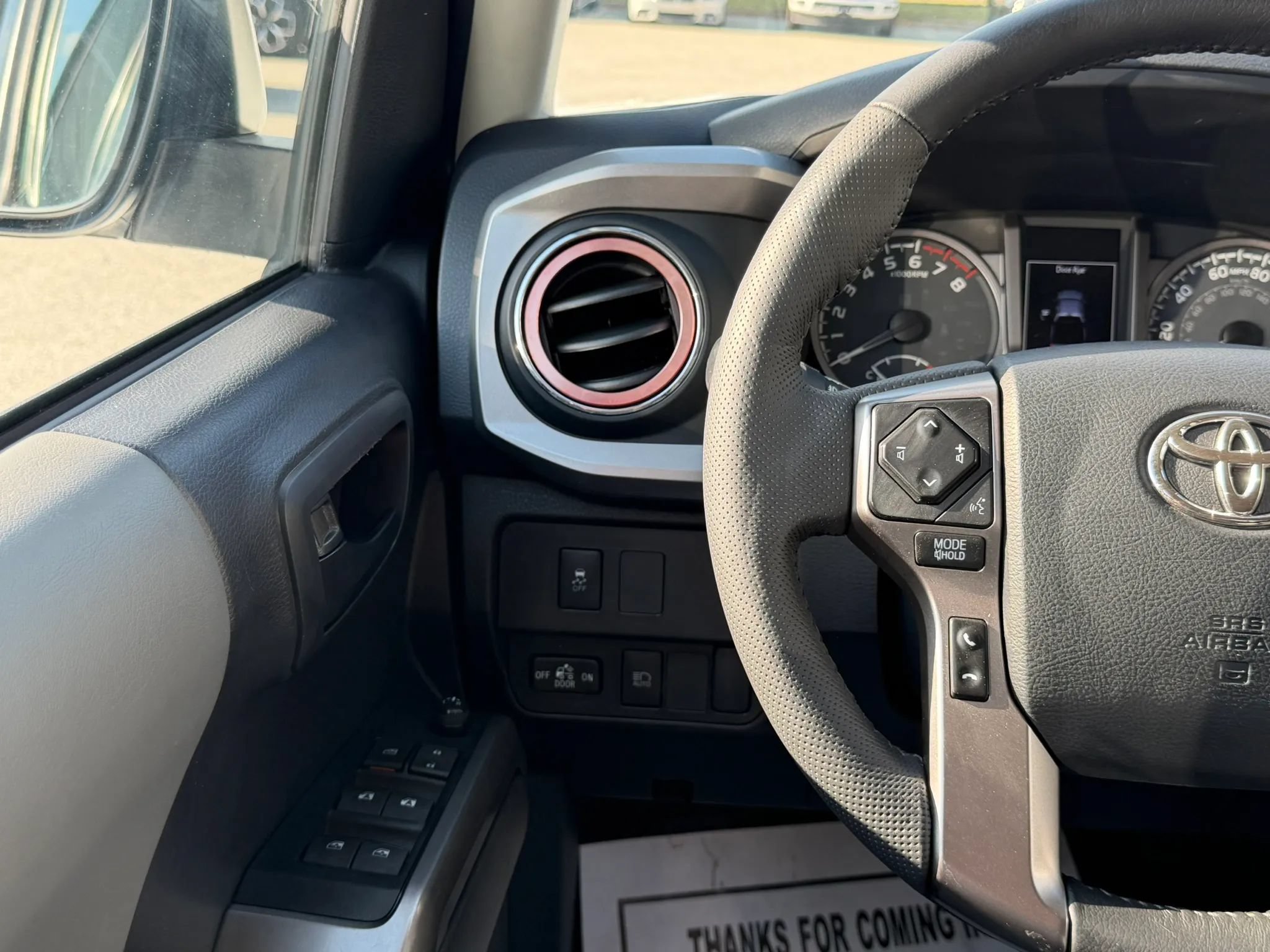 Used 2023 Toyota Tacoma SR5 RWD image 12
