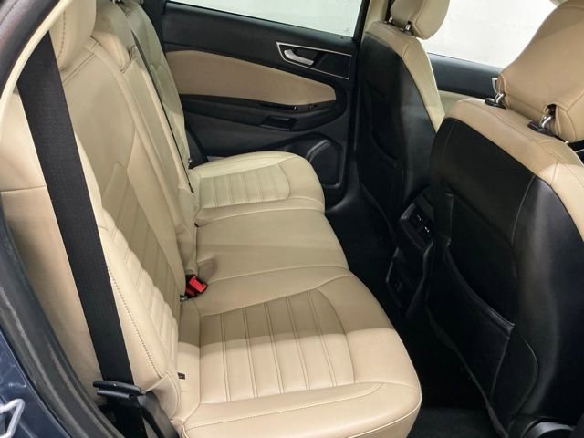 Used 2019 Ford Edge SEL w/ Equipment Group 201A image 17
