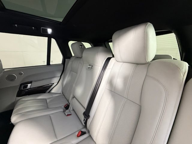 Used 2017 Land Rover Range Rover HSE AWD/4WD image 21