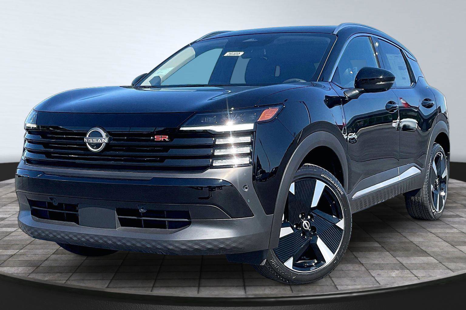 New 2026 Nissan Kicks SR FWD image 2