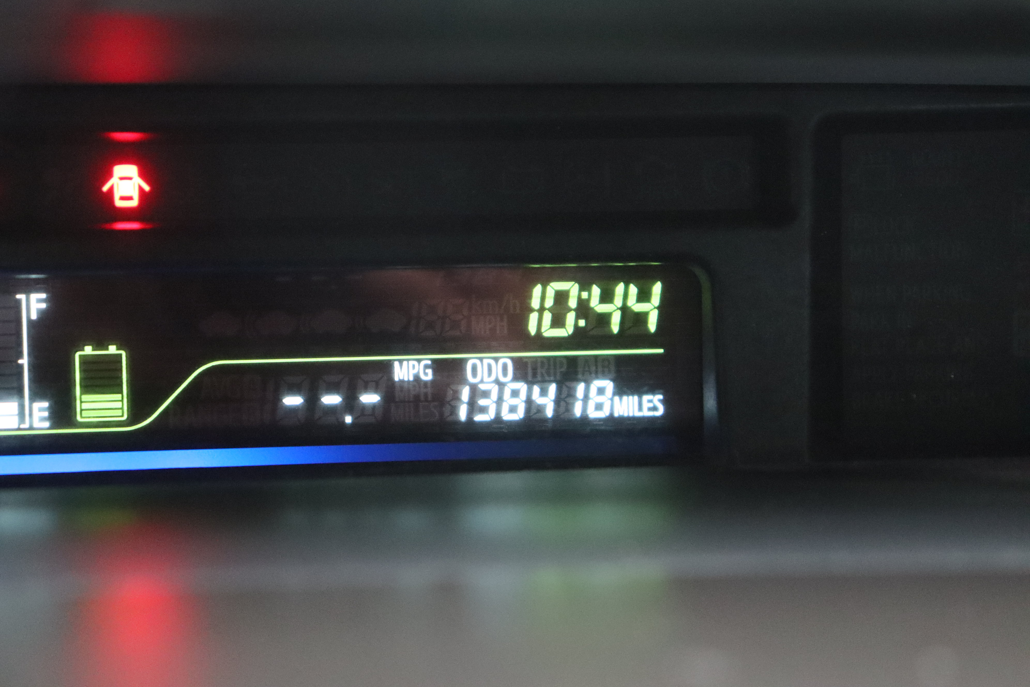Used 2013 Toyota Prius V Five FWD image 39