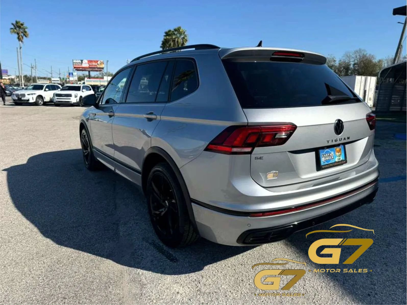 Used 2023 Volkswagen Tiguan SE R-Line FWD image 12