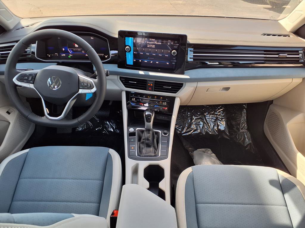 New 2025 Volkswagen Jetta SE image 8