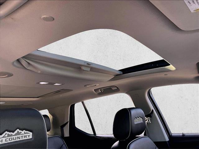 Certified 2021 Chevrolet Traverse High Country w/ LPO, 'HIT The Road' Package FWD image 17