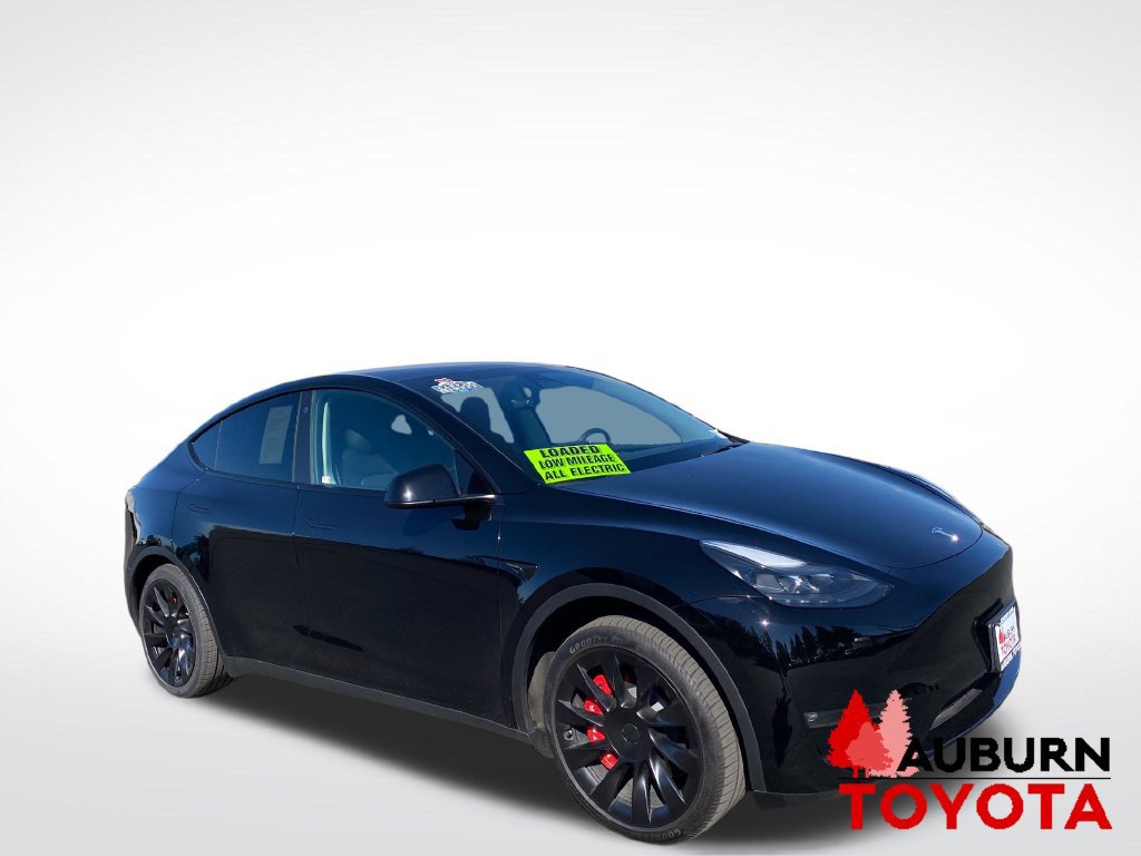 Used 2023 Tesla Model Y Long Range AWD/4WD image 3