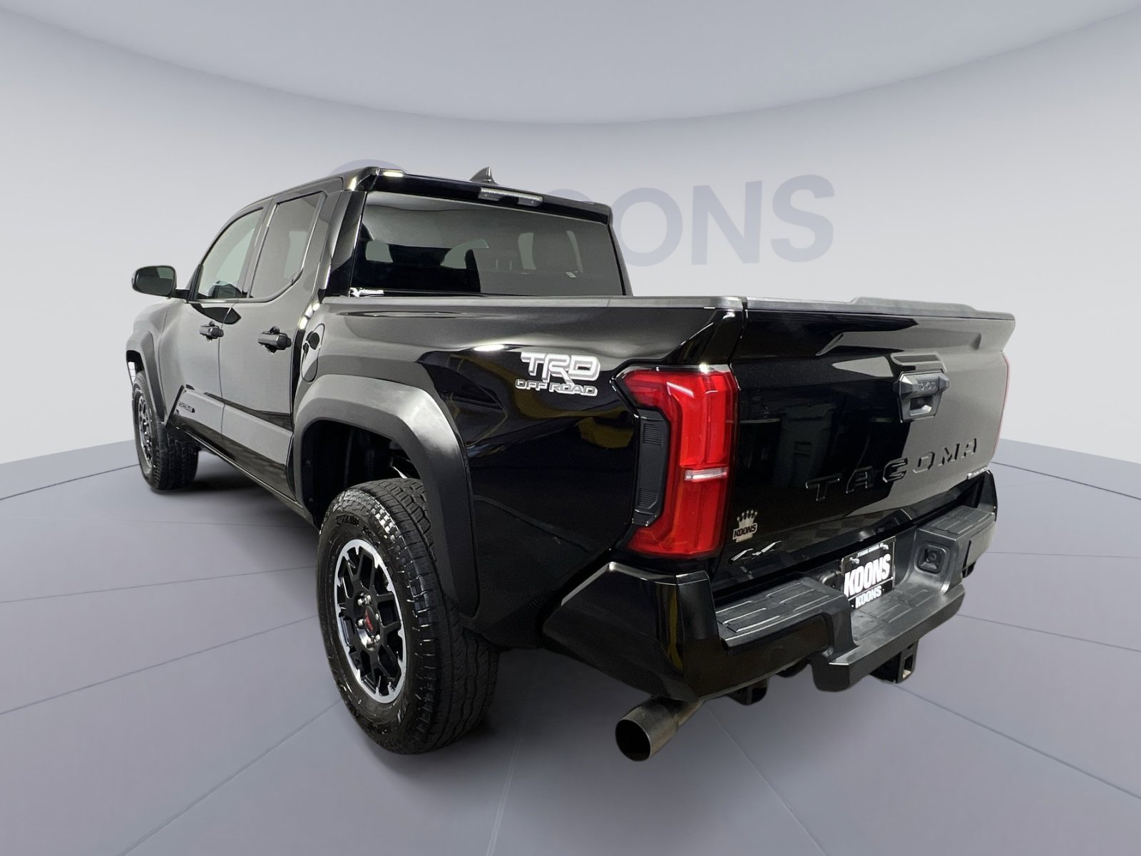 Used 2025 Toyota Tacoma TRD Off-Road AWD/4WD image 8