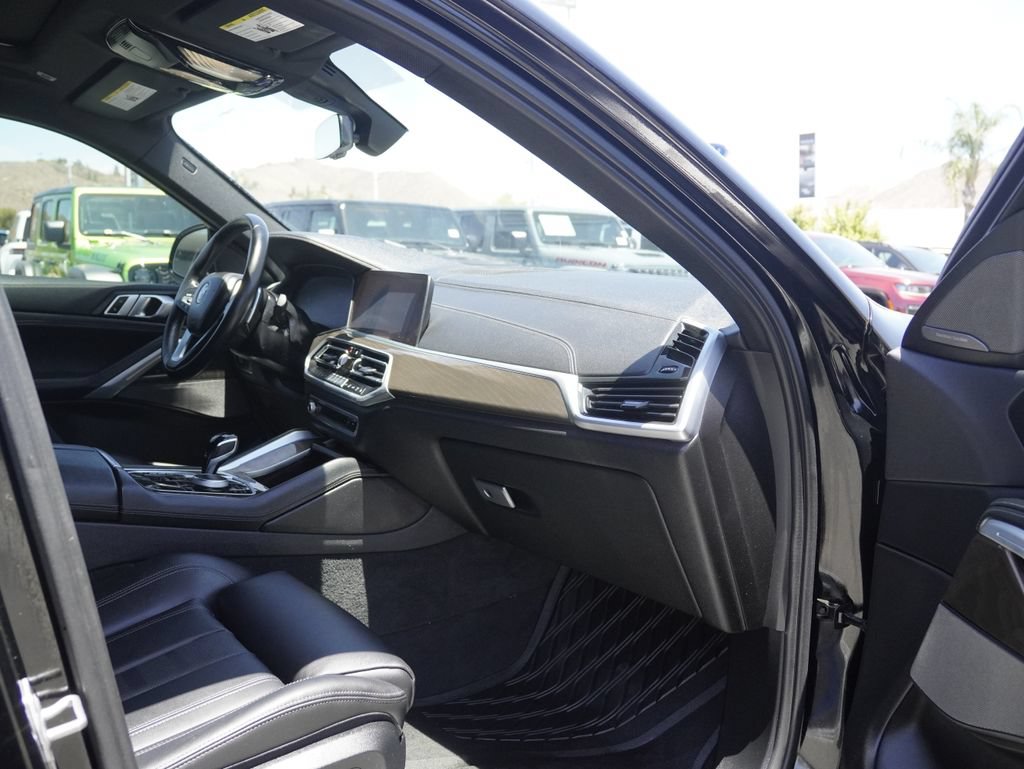 Used 2022 BMW X6 xDrive40i w/ Parking Assistance Package AWD/4WD image 27