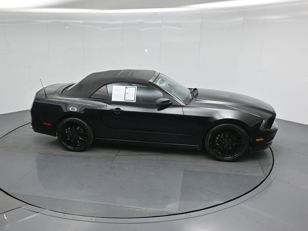 Used 2014 Ford Mustang Convertible w/ Equipment Group 102A image 48