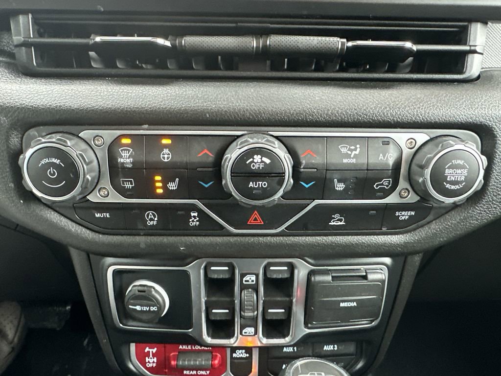 Used 2024 Jeep Gladiator Sport image 11