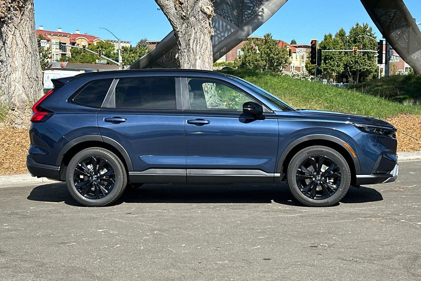 New 2026 Honda CR-V Sport Touring image 3