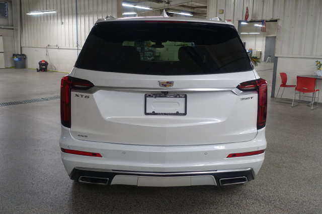 Used 2024 Cadillac XT6 Luxury w/ LPO, Floor Liner Package AWD/4WD image 6