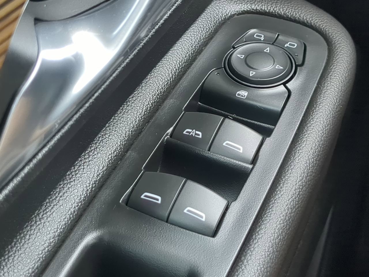 Used 2021 GMC Terrain SLE w/ Driver Convenience Package image 21