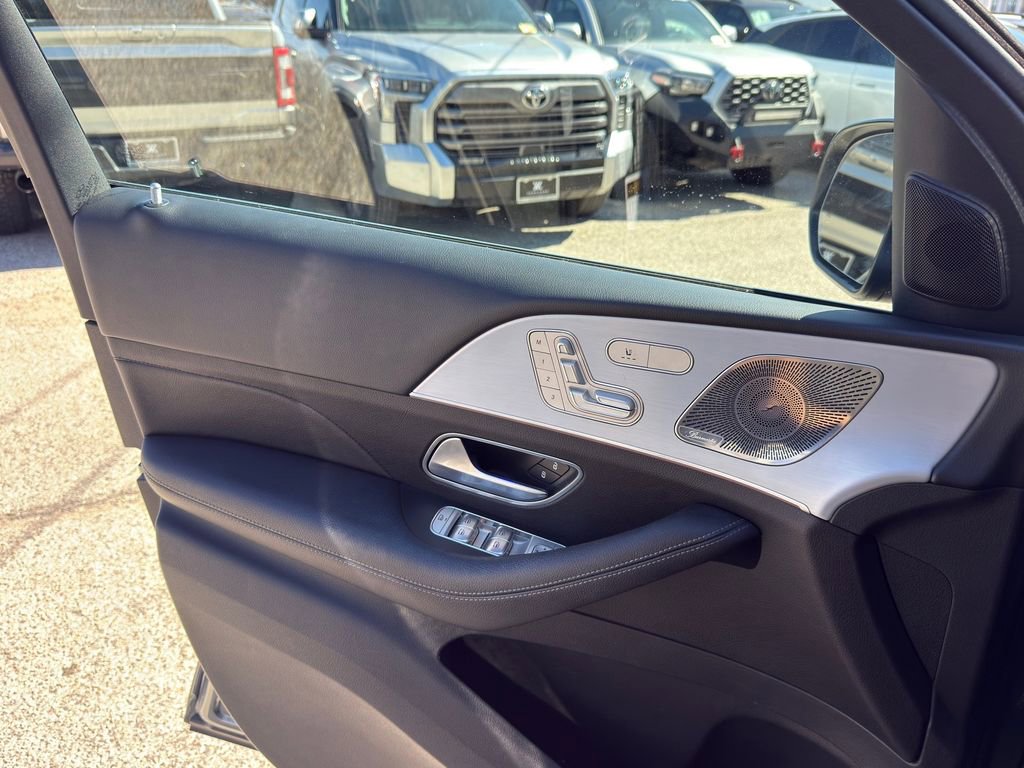 Used 2022 Mercedes-Benz GLE 350 4MATIC w/ Premium Package image 23