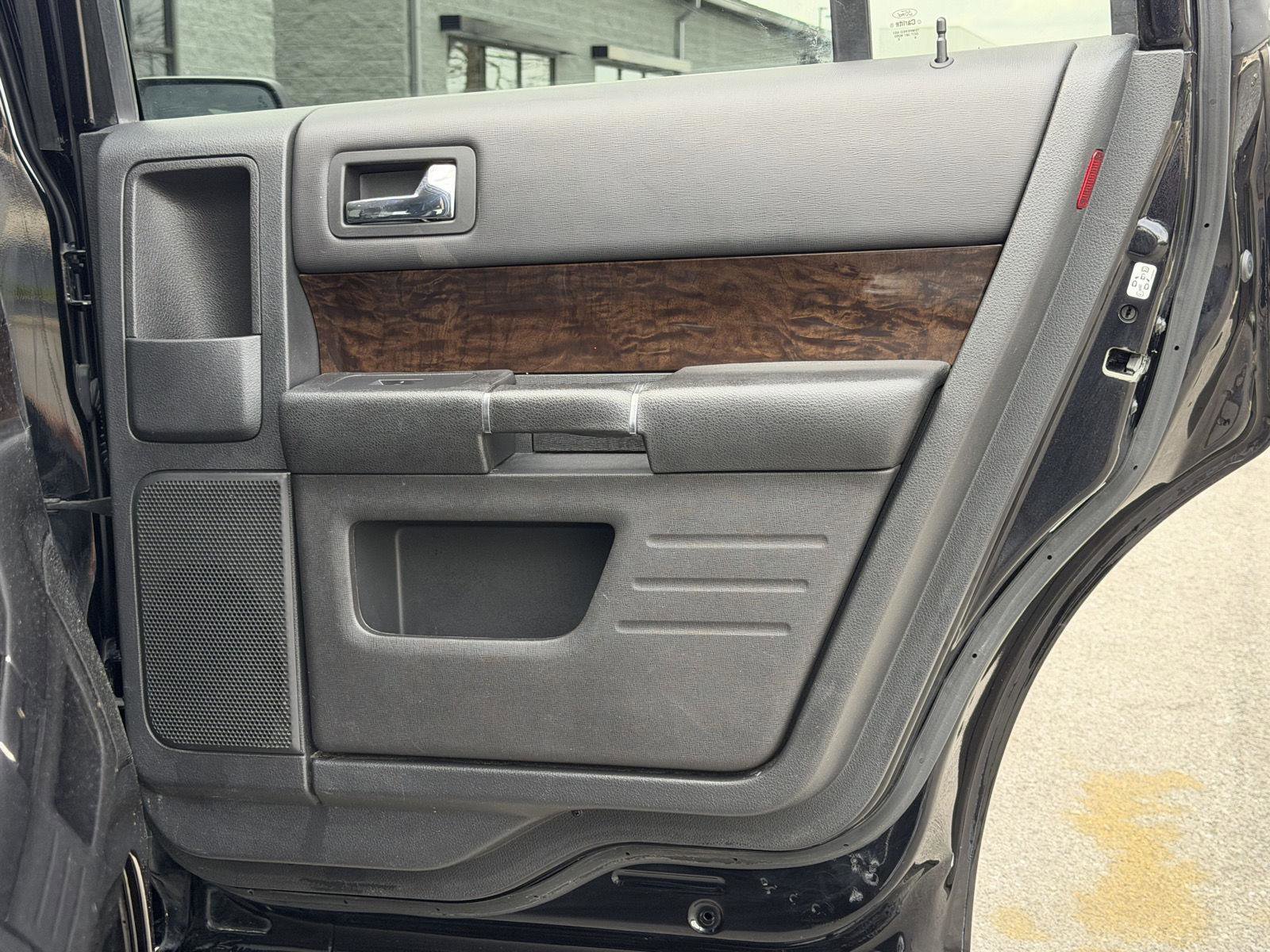 Used 2019 Ford Flex Limited FWD image 46