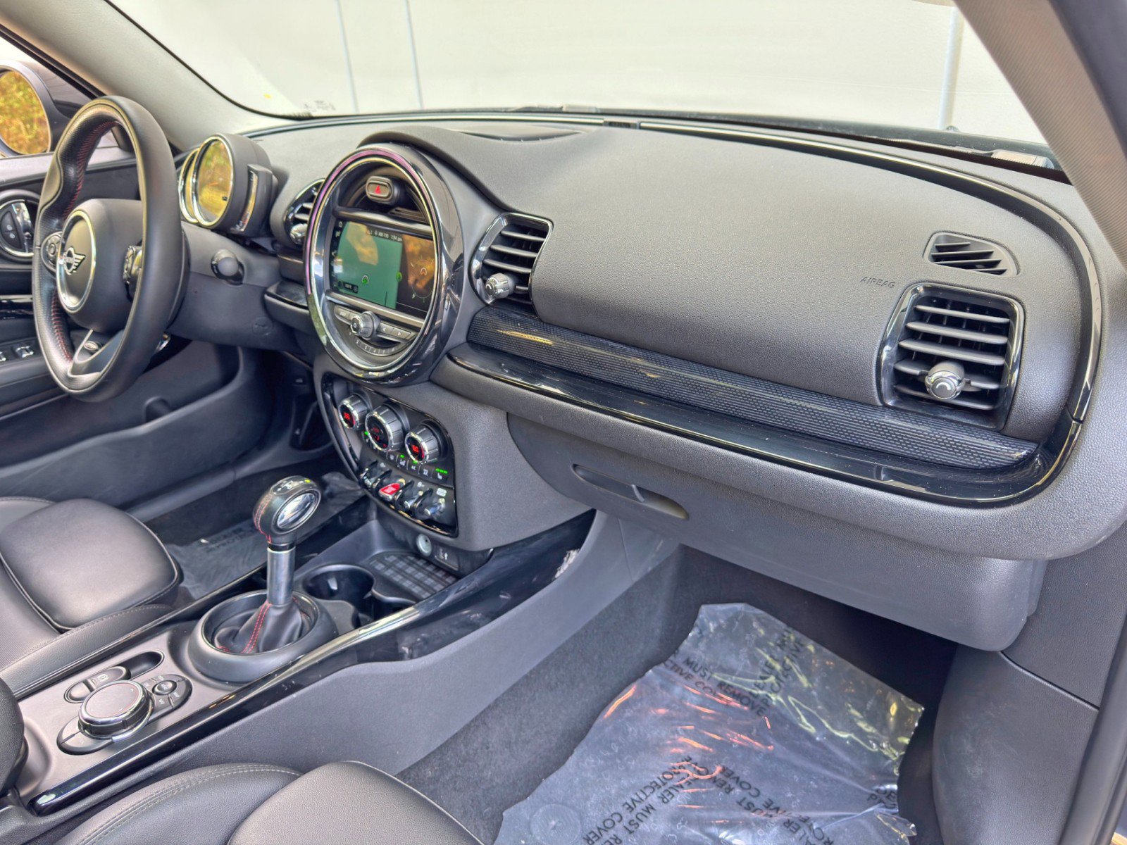 Used 2019 MINI Cooper Clubman S image 14