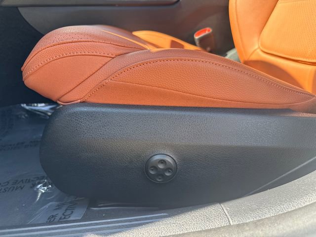 Used 2025 Mercedes-Benz C 300 4MATIC Sedan image 43