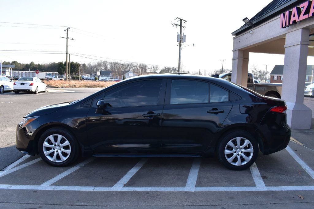 Used 2024 Toyota Corolla LE FWD image 6