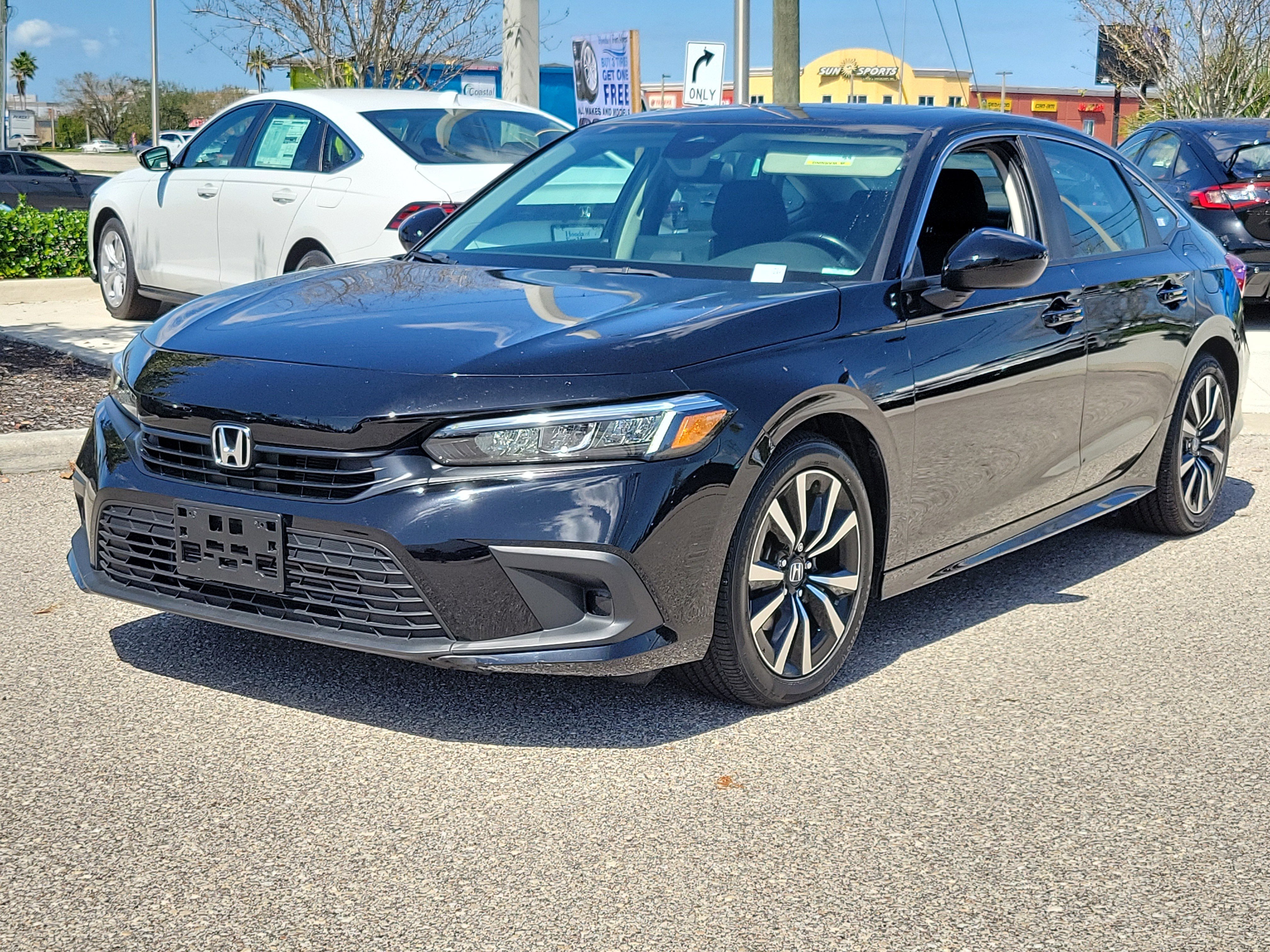Used 2024 Honda Civic EX image 3