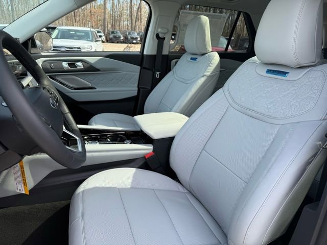 New 2026 Ford Explorer Platinum w/ LUX Leather Package image 10