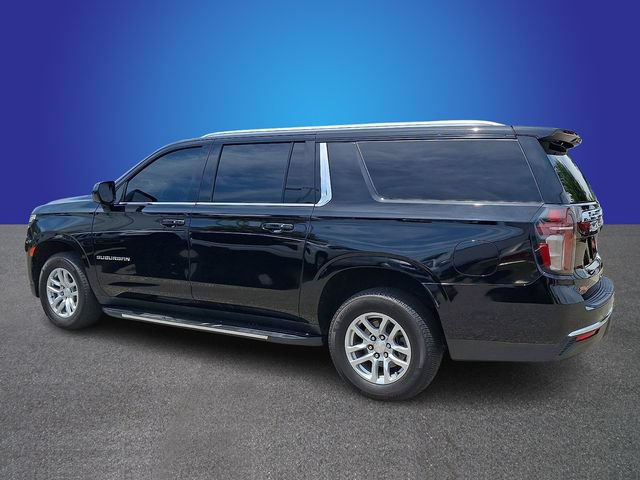 Used 2023 Chevrolet Suburban LT RWD image 6