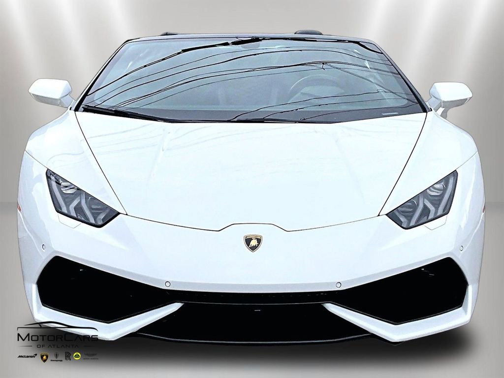 Used 2017 Lamborghini Huracan LP 610-4 AWD/4WD image 3