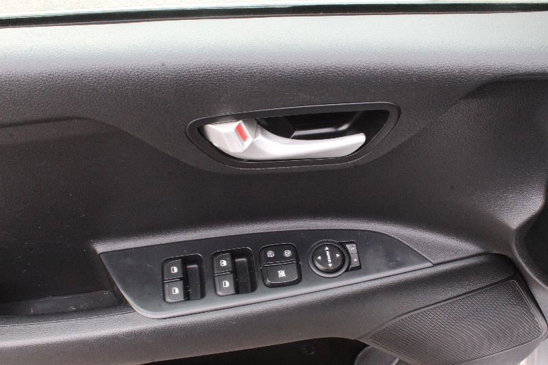 Used 2020 Kia Rio S image 9