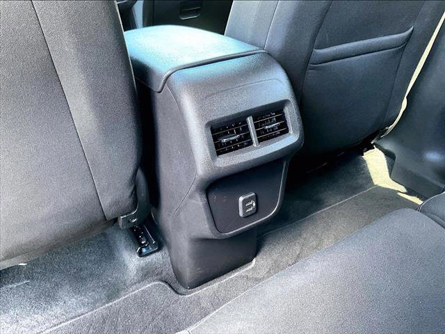 Used 2024 Chevrolet Equinox LT image 25