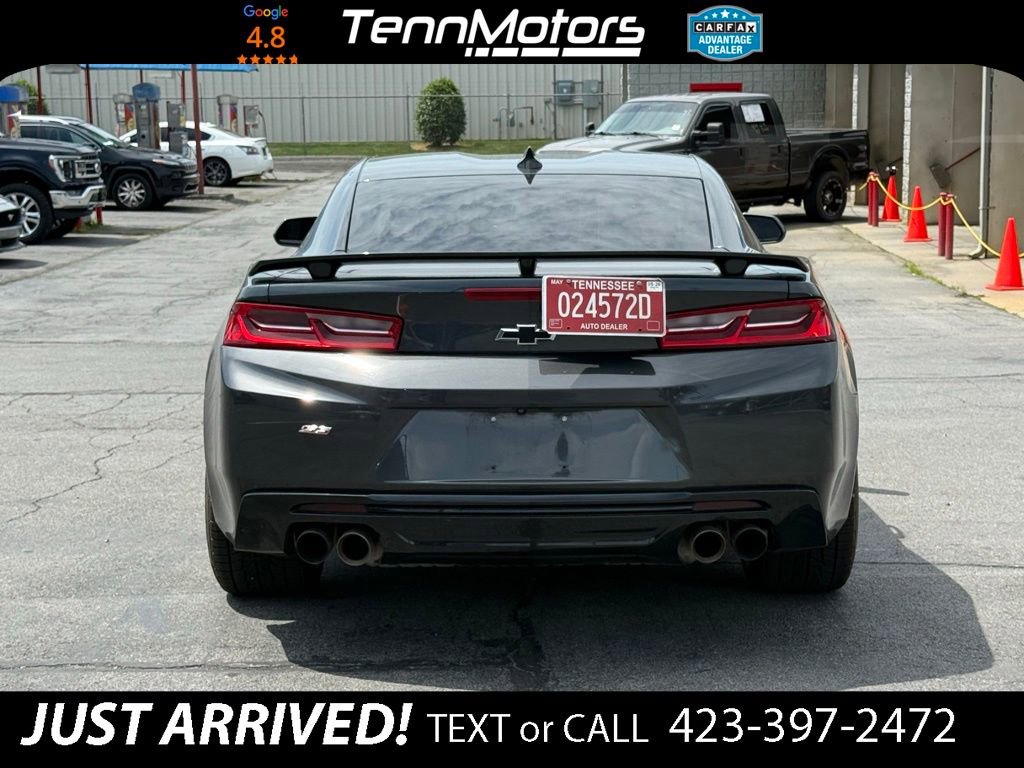 Used 2016 Chevrolet Camaro SS RWD image 6