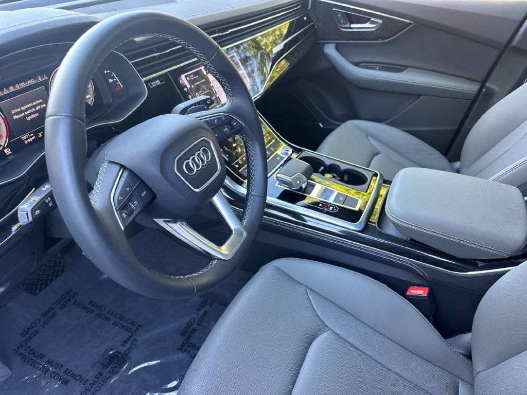 Certified 2026 Audi Q7 2.0T Premium Plus w/ Premium Plus Package AWD/4WD image 11