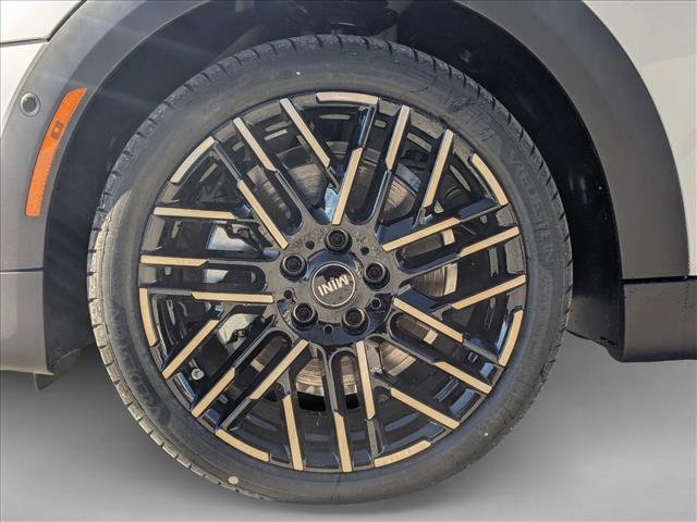 New 2026 MINI Cooper 4-Door Hardtop image 10