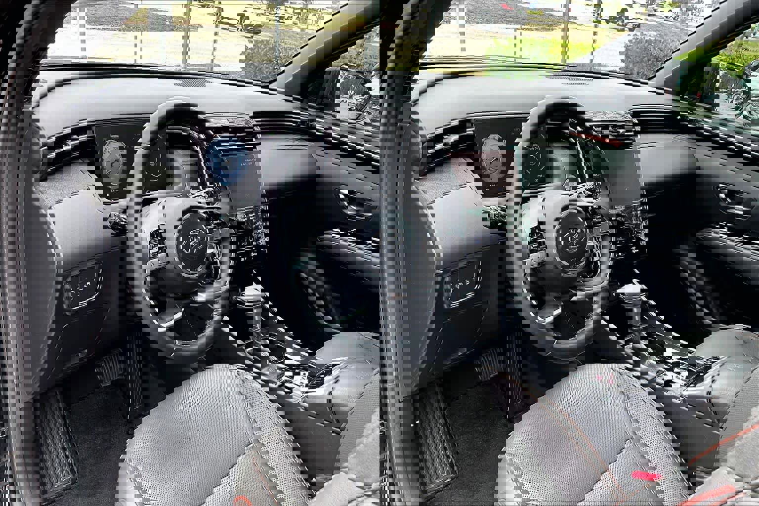 Used 2023 Hyundai Santa Cruz Limited image 17