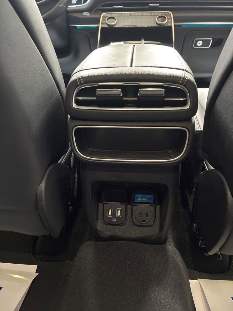 Used 2024 Genesis GV80 2.5T AWD/4WD image 28