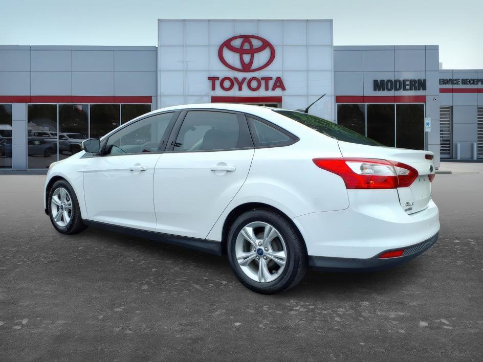 Used 2014 Ford Focus SE FWD image 3