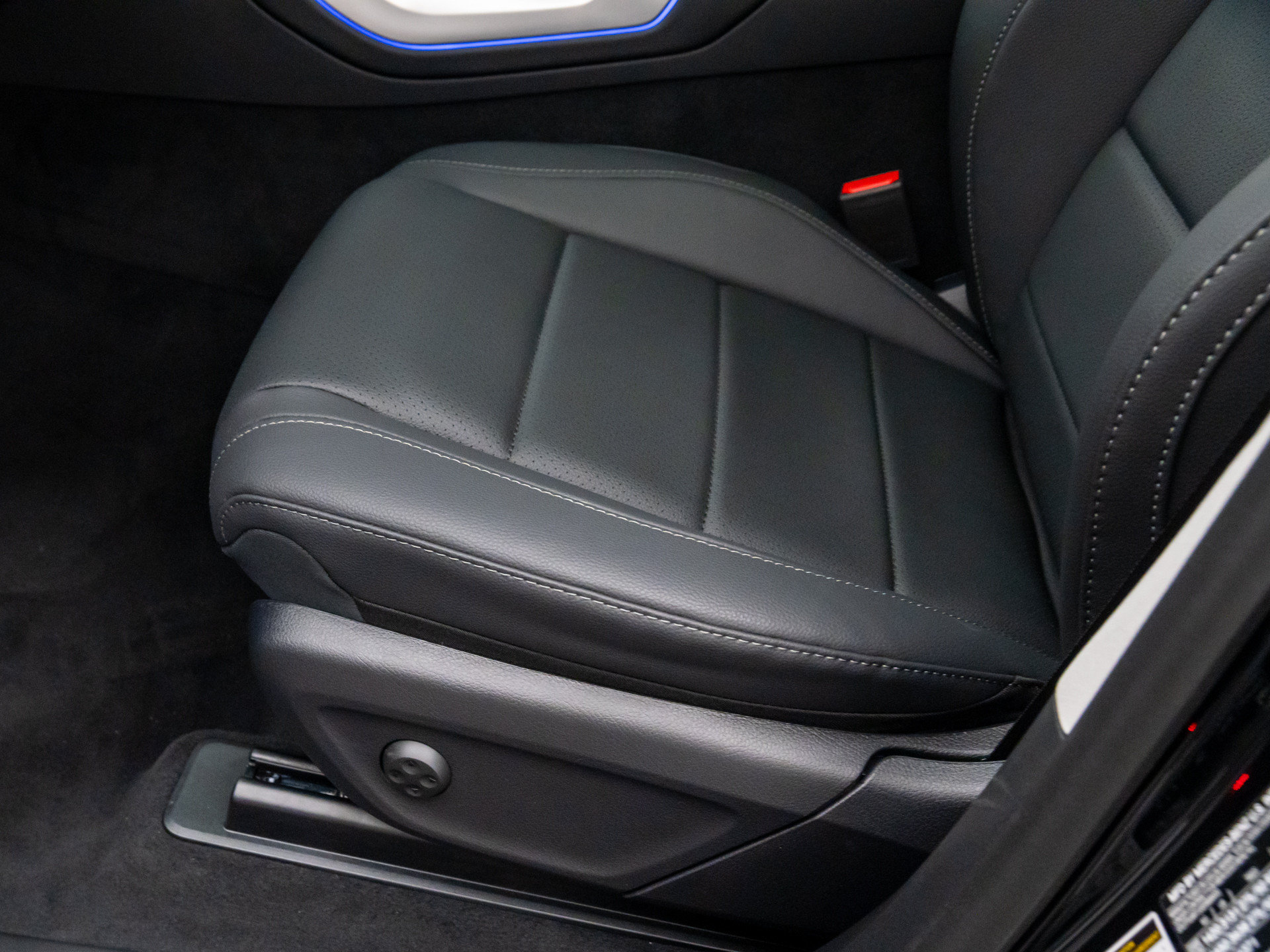 New 2026 Mercedes-Benz GLE 350 4MATIC image 17