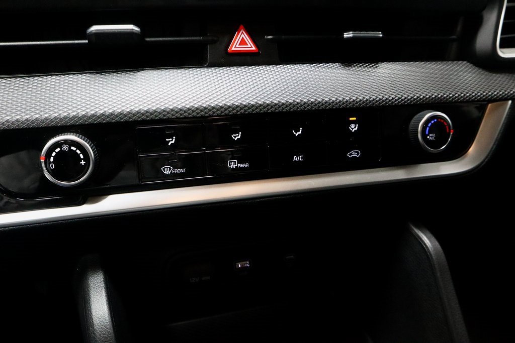 Used 2023 Kia Sportage LX image 32