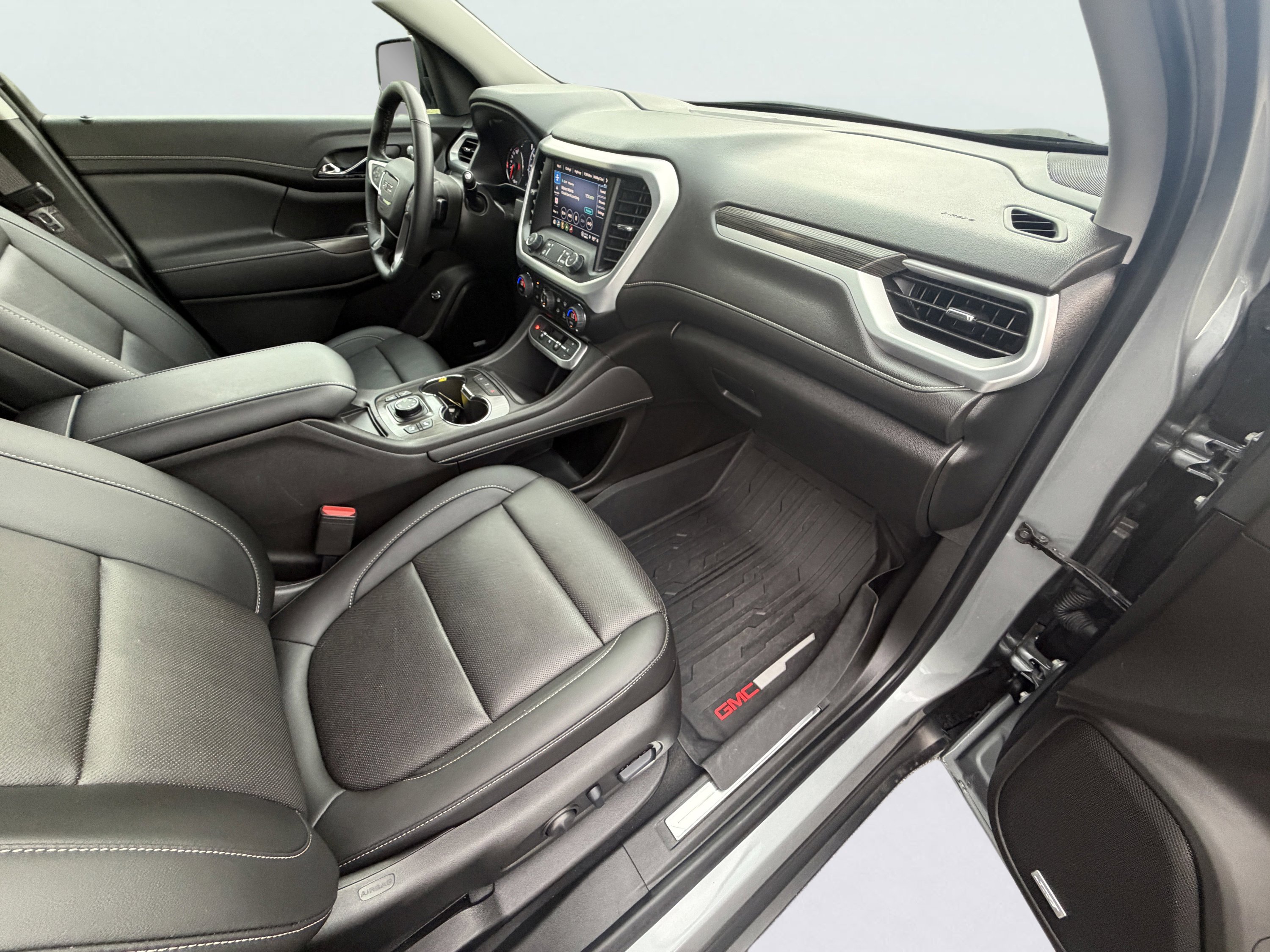 Used 2023 GMC Acadia SLT w/ Elevation Edition AWD/4WD image 17