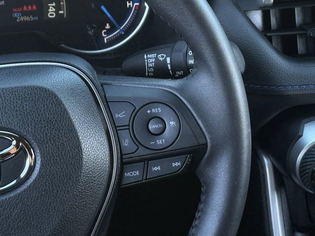 Used 2024 Toyota RAV4 SE image 16