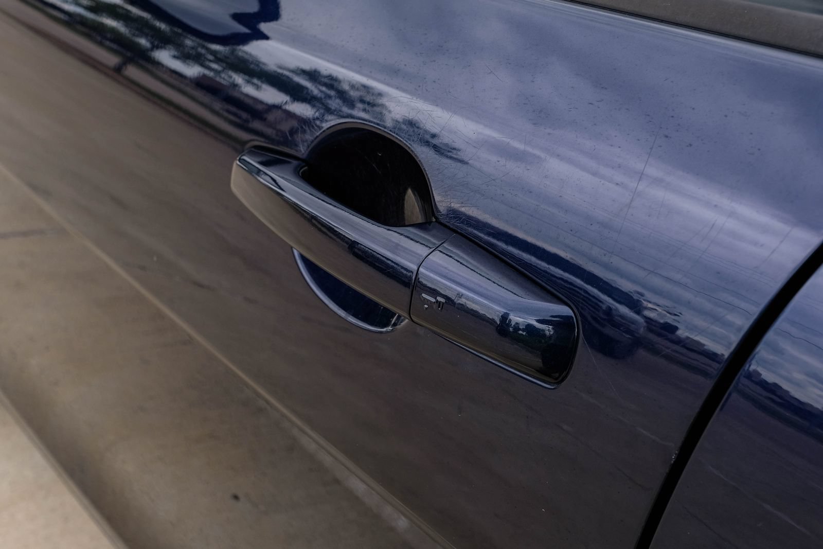 Used 2017 Jaguar XE RWD image 49