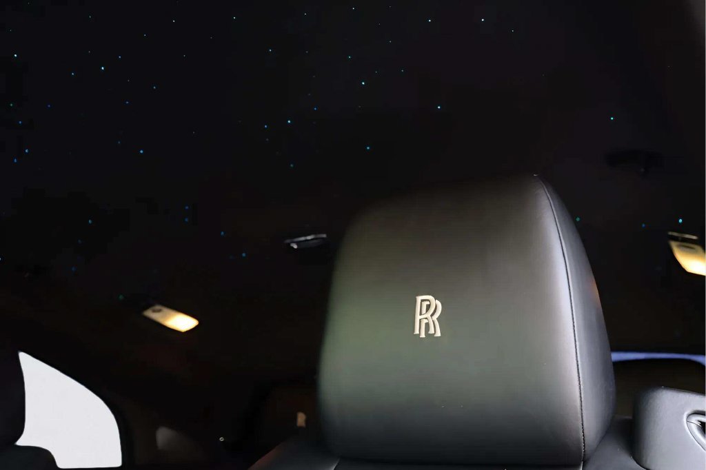 Used 2015 Rolls-Royce Wraith RWD image 5